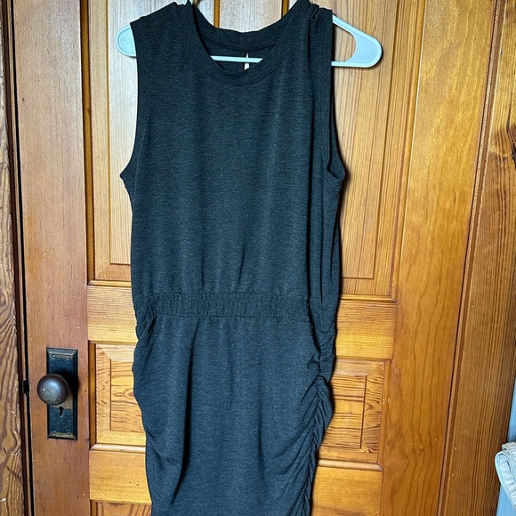Sleeveless Ruched Dress - Size L - Like New - Picture 3 of 8